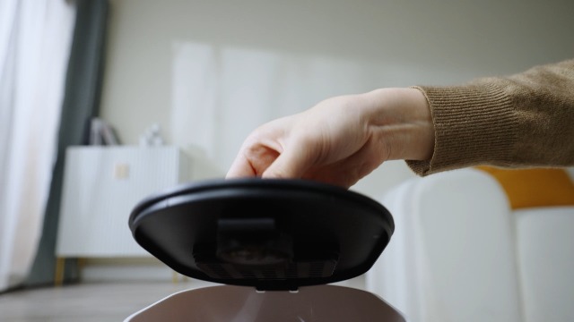 DUDUPET 自動給餌器 猫 タイマー機能 音声録音 4L容量 2WAY給電 手動